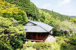 https://images.microcms-assets.io/assets/a061b71b7a084ccfa781f19d8659cbbd/5da8023e4ece484bad6cef1c3ee8d8de/en_noh-ohara_780-520_21-c.jpg