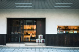 https://images.microcms-assets.io/assets/a061b71b7a084ccfa781f19d8659cbbd/97e9ba1b38dc42c8a142848e9cc66b38/en_fukumitsuya_SL_21new3.jpg