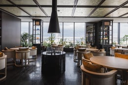 https://images.microcms-assets.io/assets/a061b71b7a084ccfa781f19d8659cbbd/a8710a087bed4210a5ded00465c1dcca/en_restaurant-en_AR%20(13).jpg
