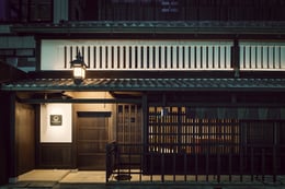 https://images.microcms-assets.io/assets/a061b71b7a084ccfa781f19d8659cbbd/b3b7118759f44e80a35c6b077dacc549/en_hiramatsukyoto_AR.jpg