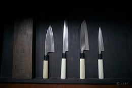 https://images.microcms-assets.io/assets/a061b71b7a084ccfa781f19d8659cbbd/f676e55bc1ec48cbbd79312918651529/wada-shouten_main-c.jpg