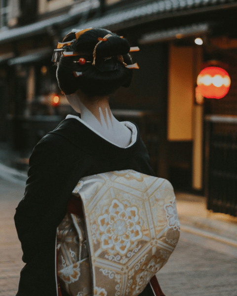 Cultural Experiences in Kyoto – Tea Ceremony & Geisha