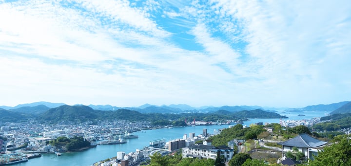 [Experiential Stay]  Stay in an Onomichi Ryokan and Tour a Local Sake Brewery: A Soothing Journey into History and Sake