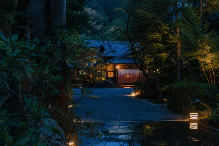  Experiential Stays