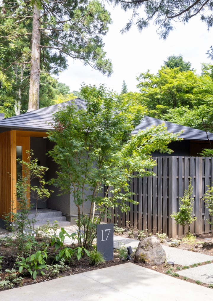 [Experiential Stay] Stay in a Private Villa in the Forests of Hakone and Clear Your Mind with Traditional Zazen and Suizen Meditation