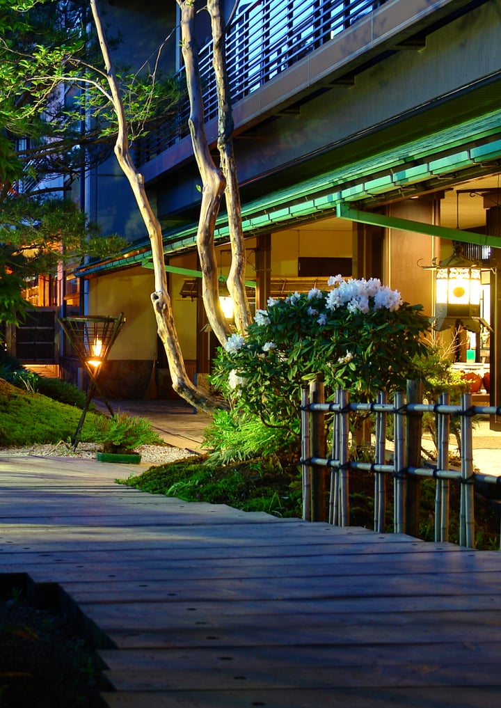  [Experiential Stay] Unwind at a Stylish Ryokan in Takayama to Experience Artisanal Woodworking and a Traditional Tea Ceremony 