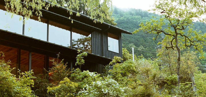 [Experiential Stay] Explore Tokyo’s Rural Okutama Region with an Overnight Stay and Forge Your Own Mini-Katana at Hirata Swordsmith