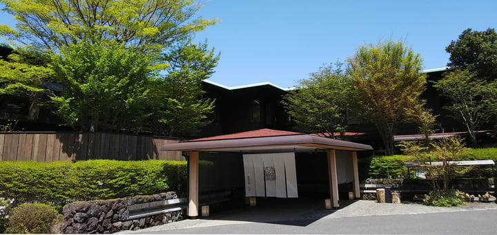 [Experiential  Stay]  A Luxurious Stay at Hakone Gora Byakudan and Premium Sake Tasting at Seto Shuzo Brewery 