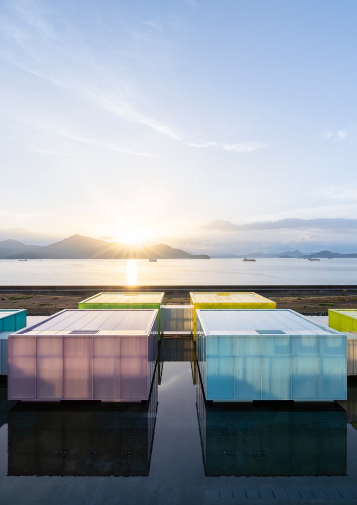 [Experiential Stay] A Seaside Stay at Simose Art Garden Villa, Designed by Architect Shigeru Ban, with Samurai Tea Ceremony near Miyajima