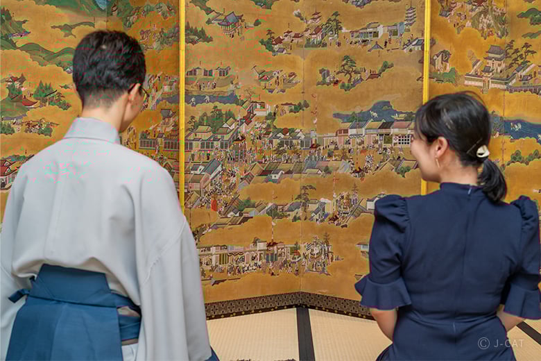 View and Touch Historical Art at a Kyoto Antique Dealer