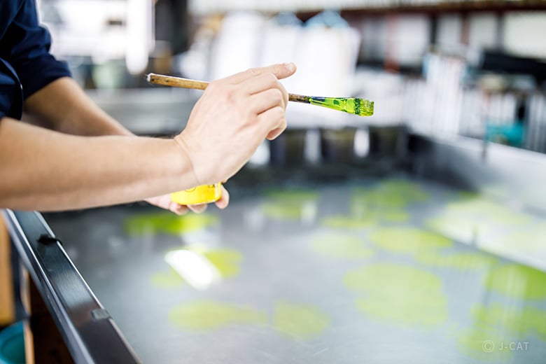 Experience Traditional and Innovative Textile Dyeing with an