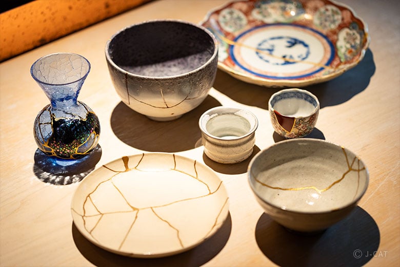 Learn Traditional Lacquer-based Kintsugi at a Historic Higashiyama