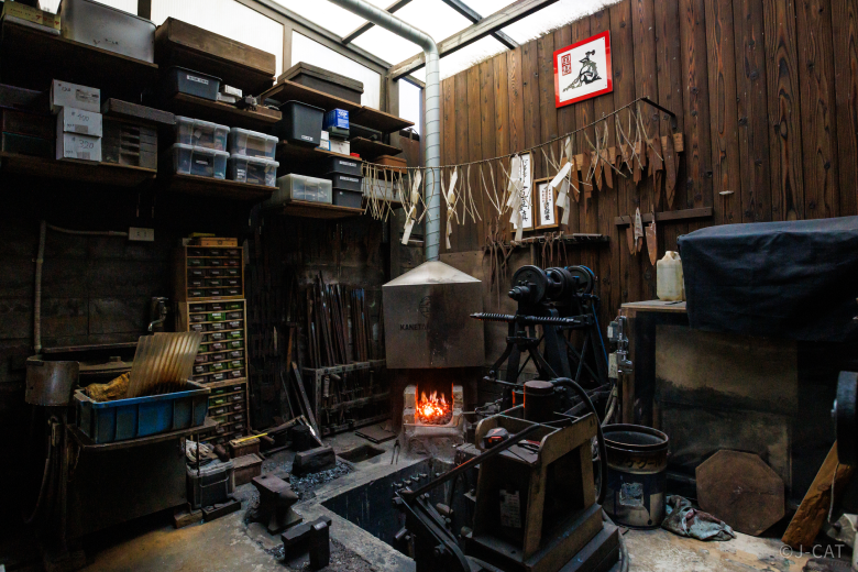 Discover the Essence of Craftwork through Knife Making at a