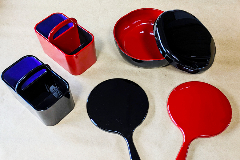 Available Today: Maki-e Decoration Experience at a Longstanding