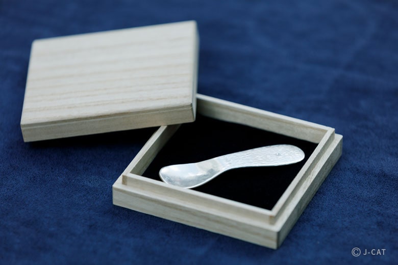 Make a Pure Silver Spoon with a Master Craftsman in Kuramae