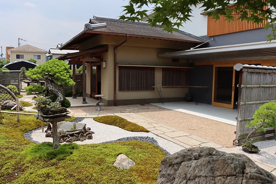 https://storage.otonami.jp/images%2Fen_chinshoen-shitsugei_sub_0_04388ac6.jpg?alt=media