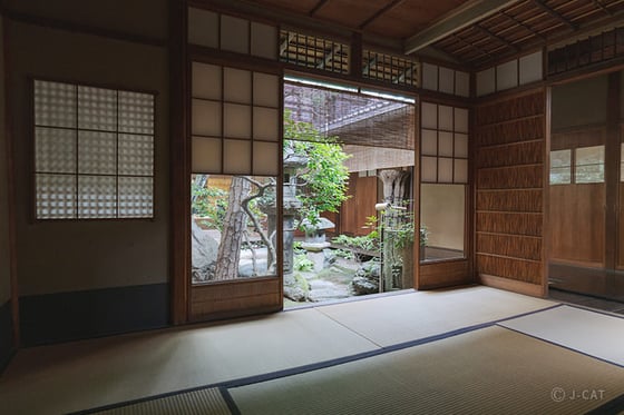 https://storage.otonami.jp/images%2Fen_itomomi_sub_1_06114fe3.jpg?alt=media
