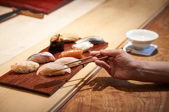 https://storage.otonami.jp/images%2Fen_sakadoya-sushi-kimura_sub_0_b3eed51d.jpg?alt=media